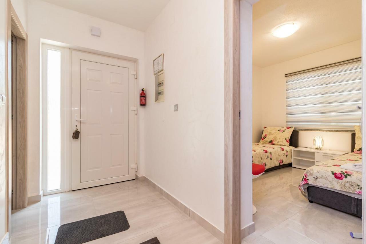 Appartement Andriano à Medulin Extérieur photo